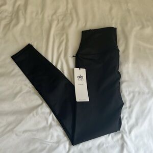 Alo Yoga High-waist Black Airbrush Leggings Highline